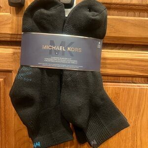Michael Kors Men's Black Athletic Socks - 6 Pack